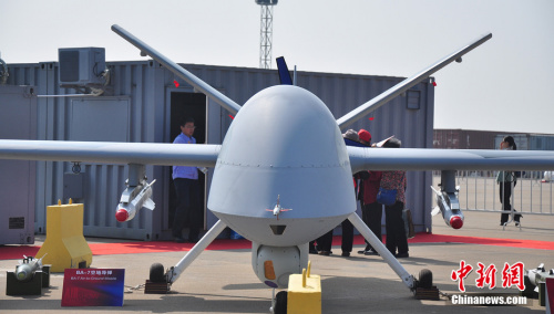 國產翼龍I型無人機首次亮相2012珠海航展,同時也是其首次公開亮相。陳海峰 攝 國產翼龍I型無人機首次亮相2012珠海航展,同時也是其首次公開亮相。陳海峰 攝