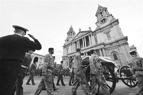 ��D��15������Ӣ���׶��������ʼ��T���ڱ���o�͡��`�ѡ����_ʥ���_����������A��l