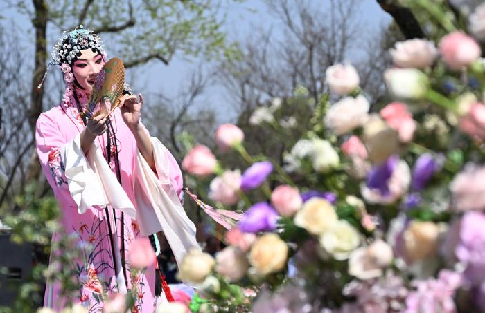 “十二花神”水陸巡游呈現宋韻花朝節