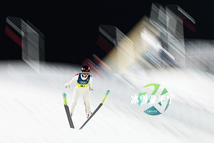 冰雪“飛人” 快到模糊