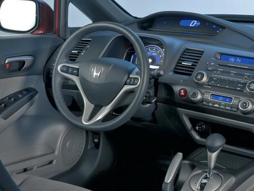 油價繼續(xù)飆升 5款節(jié)油的新能源車型推薦