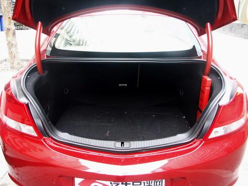 馬自達6睿翼PK新君威