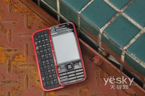 最“不倫不類”的音樂手機 5730XM閃亮登場