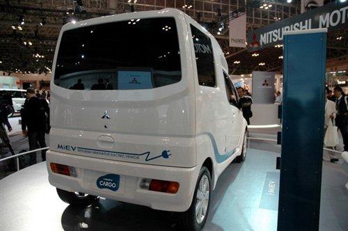三菱i-MiEV Cargo/PX-MiEV實(shí)車亮相 汽車之家 三菱i-MiEV Cargo/PX-MiEV實(shí)車亮相 汽車之家