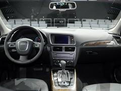 汽車(chē)之家 進(jìn)口奧迪 進(jìn)口奧迪q5 2010款 3.2l 運(yùn)動(dòng)版