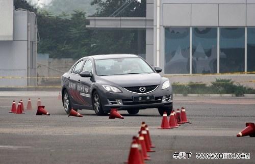 馬自達睿翼轎跑車網上諜照泄露