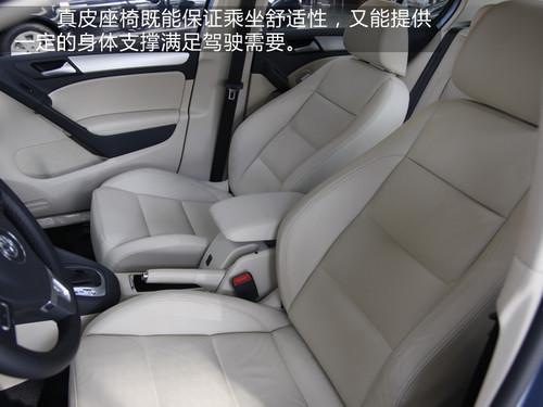 13萬買它值不值?英朗PK高爾夫6/福克斯