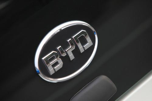 誰(shuí)將是下一款國(guó)民車(chē) 試駕四款當(dāng)紅小車(chē)