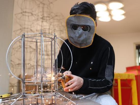 探訪花燈手藝人：點亮非遺創新路