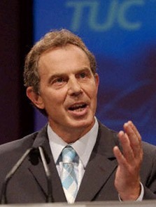 英國(guó)官員稱布萊爾應(yīng)獲得與撒切爾同等規(guī)格葬禮